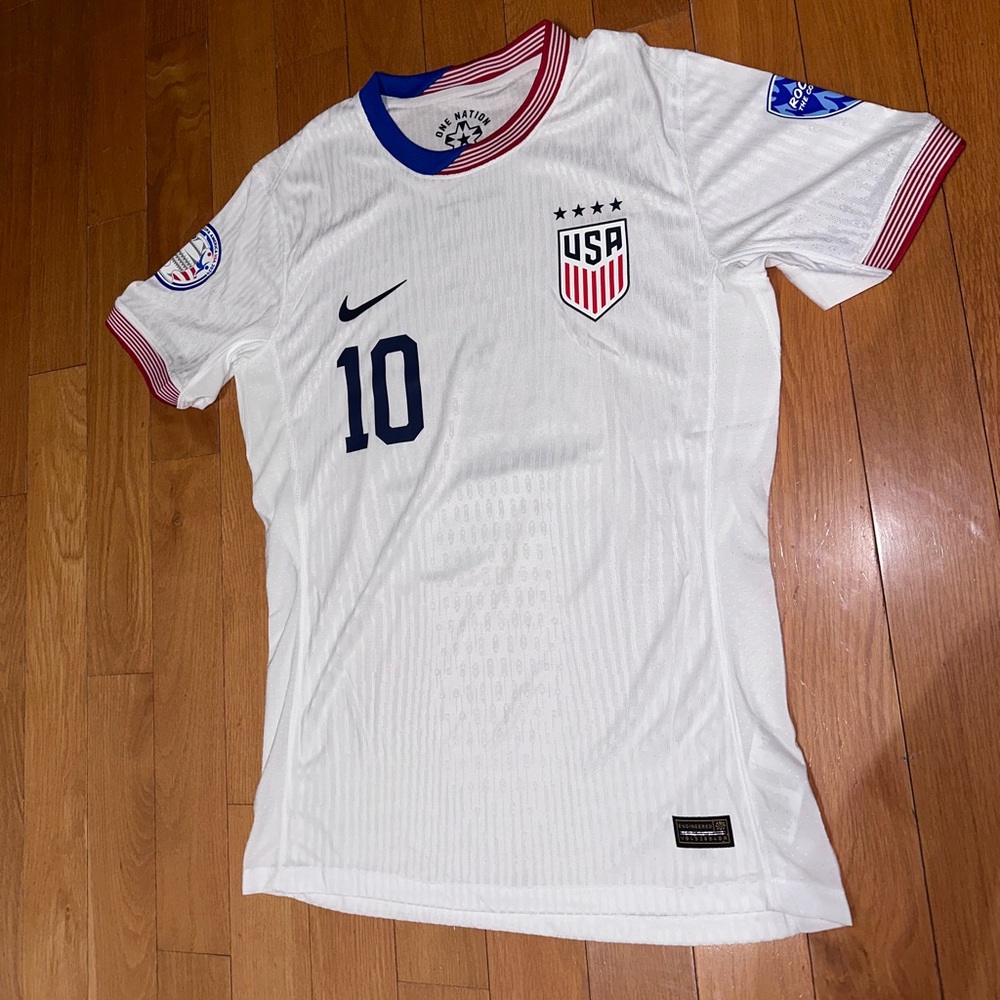 USA home jersey